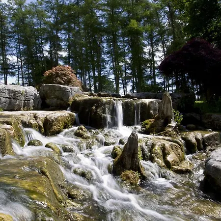 Silken Thomas 招待所 基尔代尔