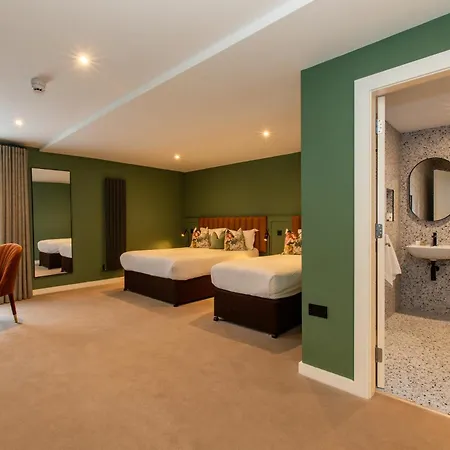 Silken Thomas 招待所 4*