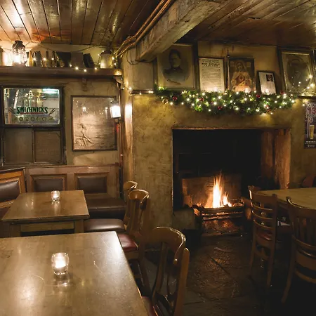 招待所 Silken Thomas 基尔代尔